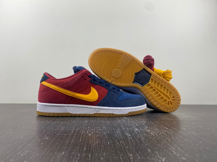 Nike SB Dunk Low Catalonia DJ0606-400