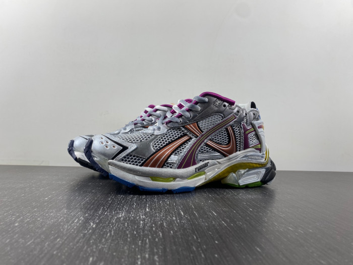 BALCIA RUNNER SNEAKER
