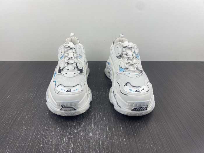 BALCIA Triple S Sneaker