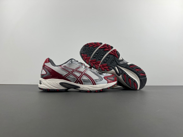 ASICS Gel-Kahana TR V4 ''Red Silver'' 1203A585-100