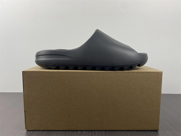 Yeezy Slide HQ6448