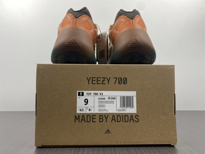 Adidas Yeezy Boost 700 V2 GY4109