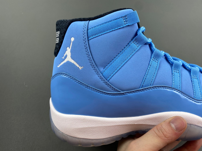 Air Jordan “Ultimate Gift of Flight” Pack 717602-900