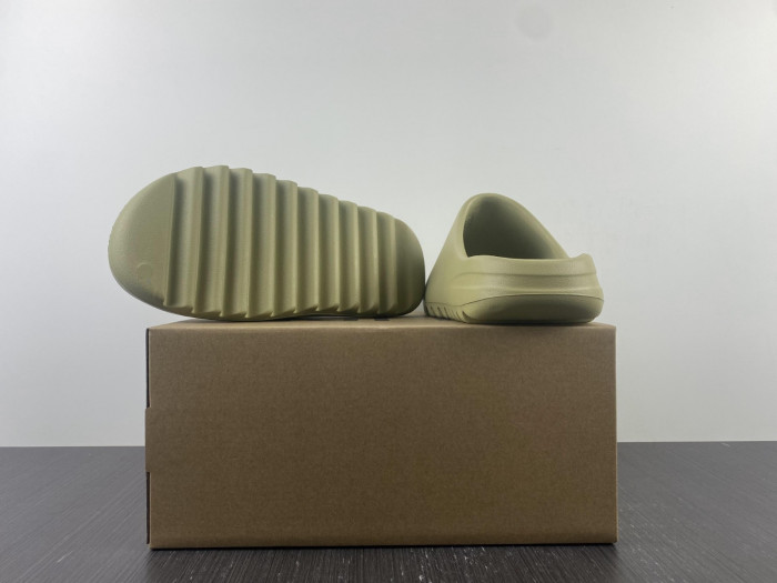 Adidas Yeezy Slide Resin FZ5904