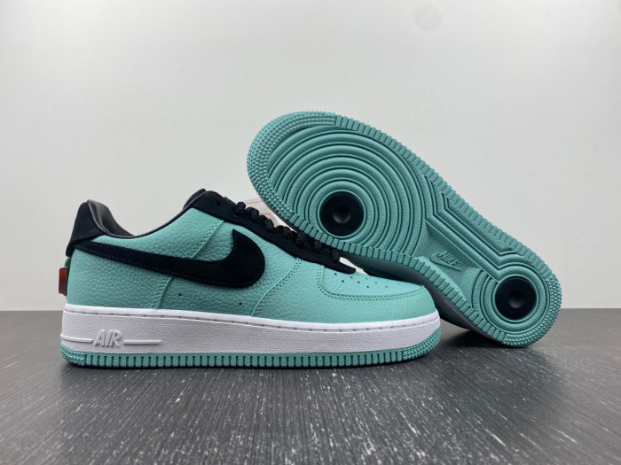 Nike Air Force 1 Low Tiffany & Co. 1837 DZ1382-002