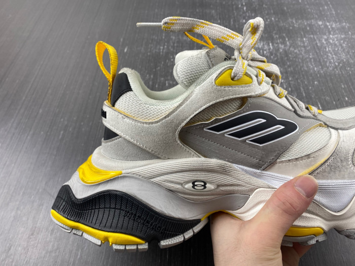 BALCIA RUNNER SNEAKER