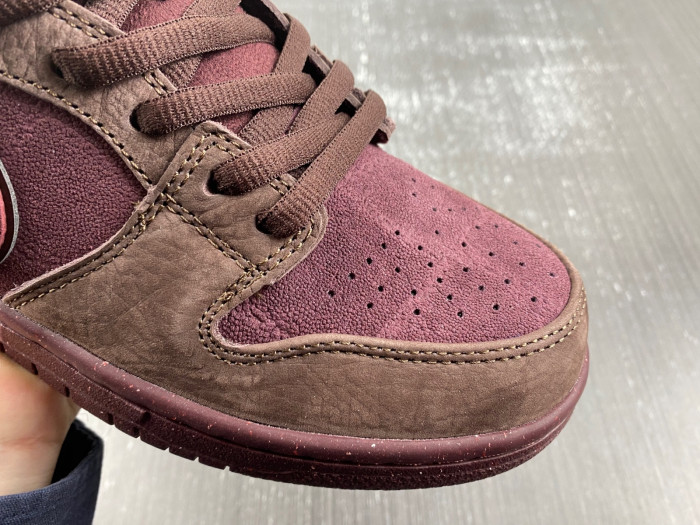 Nike SB Dunk Low "Valentine