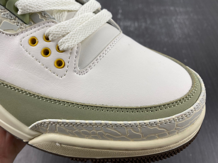 Air Jordan 3 Retro DX6660-800