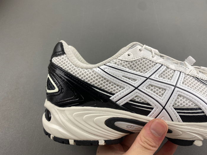ASICS Gel-Kahana TR V4 Black White 1203A497-100