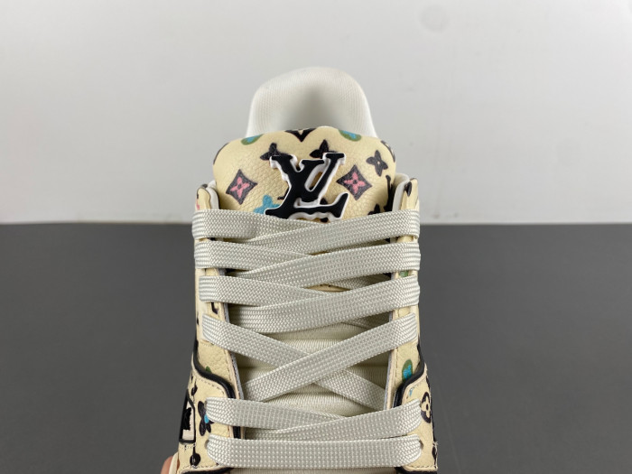 LUSV SNEAKERS