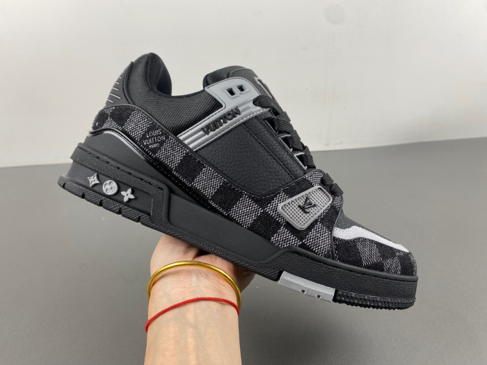 LUSV SNEAKERS