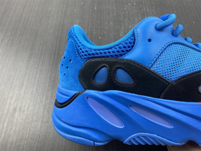 ADIDAS YEEZY BOOST 700 “HI-RES BLUE” HP6674