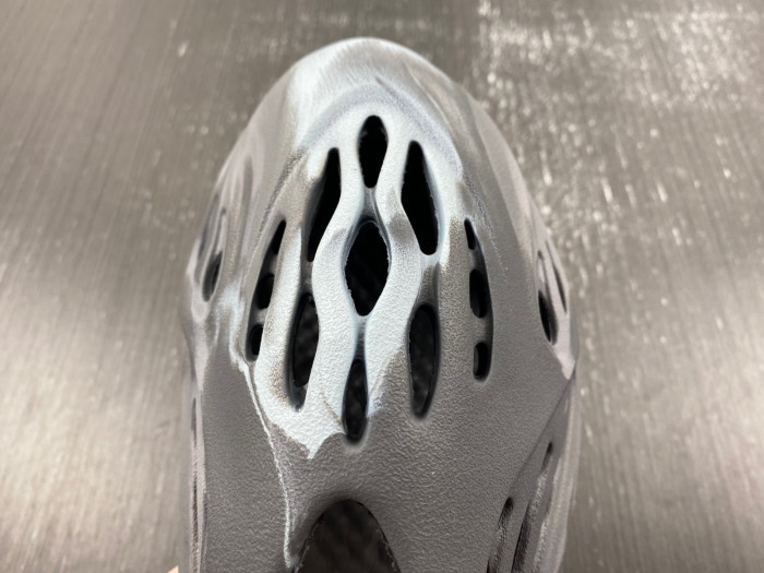 Adidas Yeezy Foam RNNR “MX Granite” IE4931