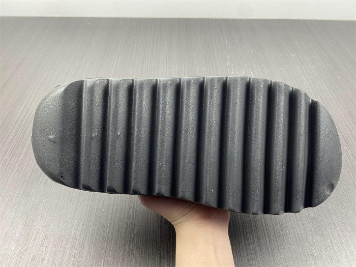 Yeezy Slide HQ6448