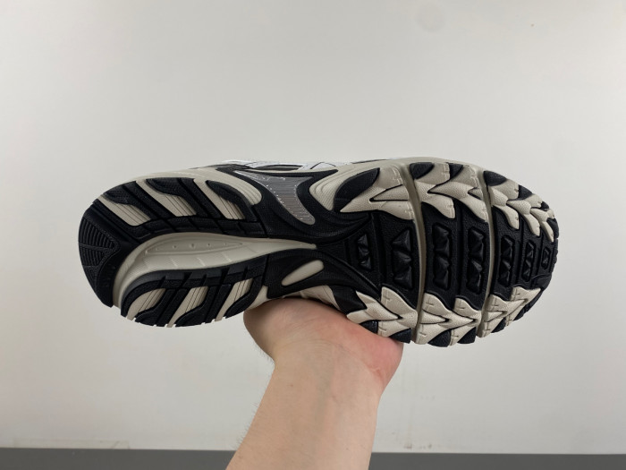 ASICS Gel-Kahana TR V4 Black White 1203A497-100