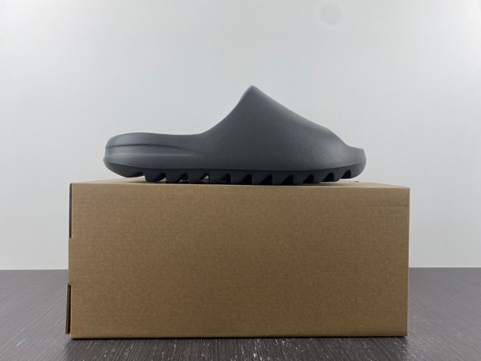 adidas Yeezy Slide Granite - ID4132