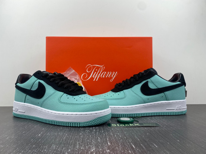 Nike Air Force 1 Low Tiffany & Co. 1837 DZ1382-002