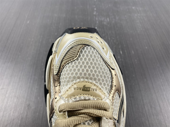 BALCIA RUNNER SNEAKER
