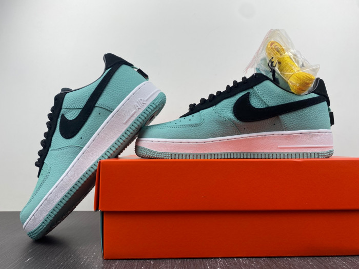 Nike Air Force 1 Low Tiffany & Co. 1837 DZ1382-002