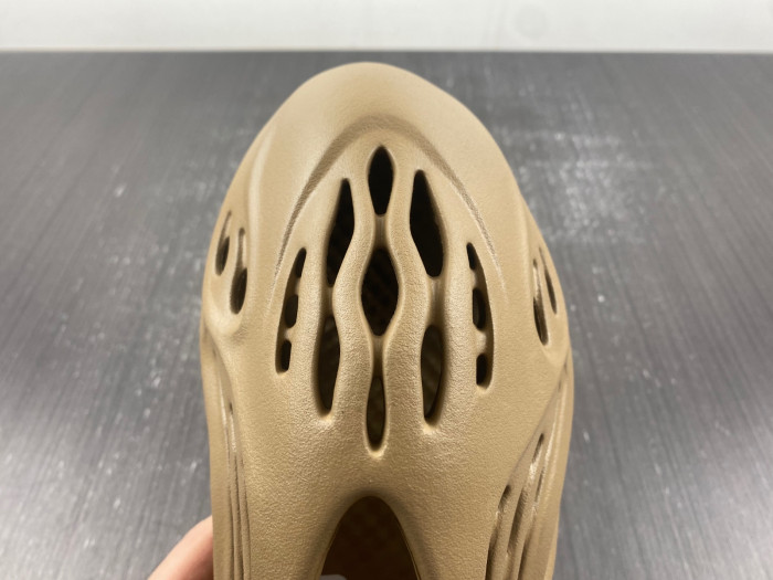 adidas Yeezy Foam RNR Clay Taupe Men