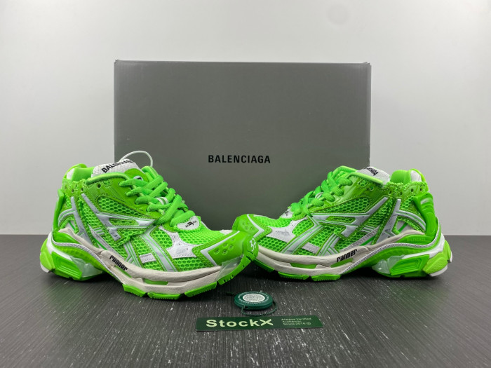 BALCIA RUNNER SNEAKER