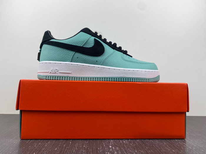 Nike Air Force 1 Low Tiffany & Co. 1837 DZ1382-002