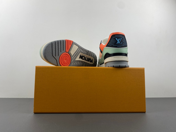 LUSV SNEAKERS