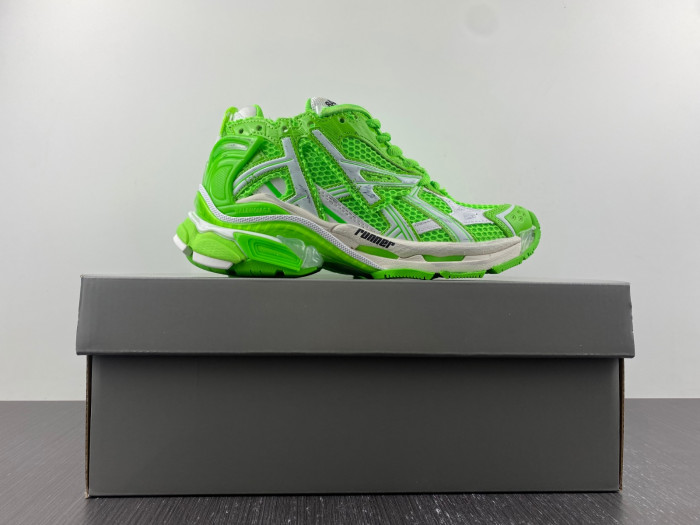 BALCIA RUNNER SNEAKER