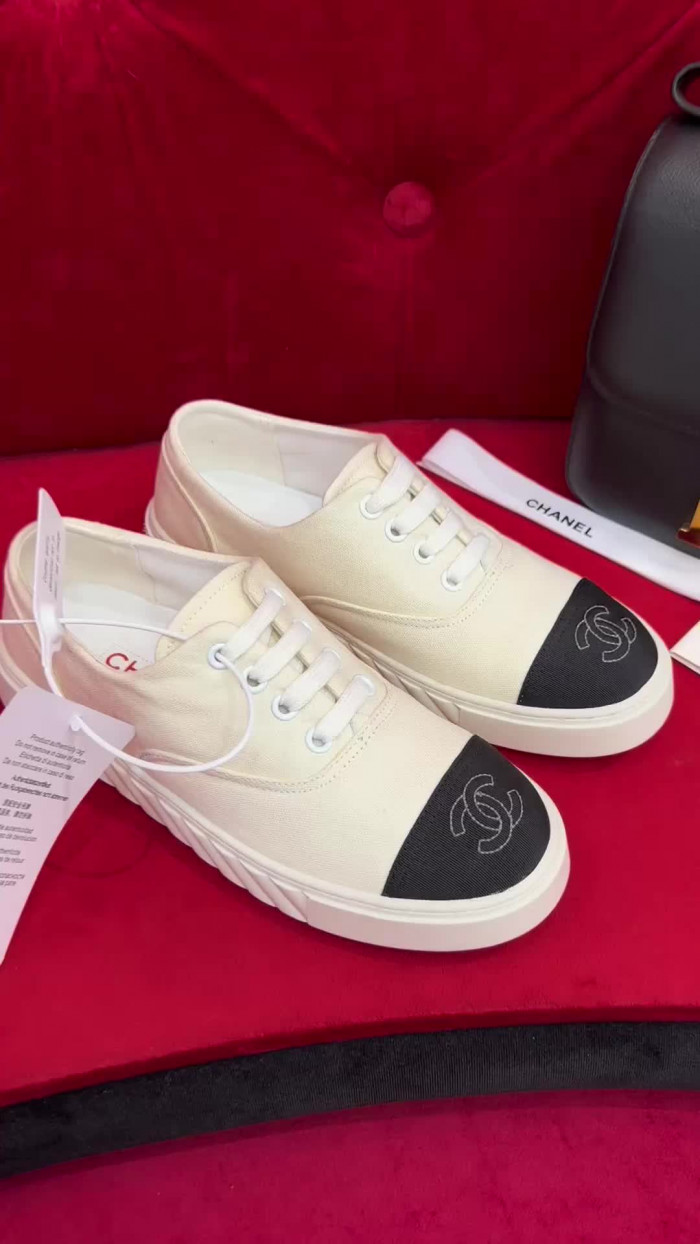 CHNL Sneaker