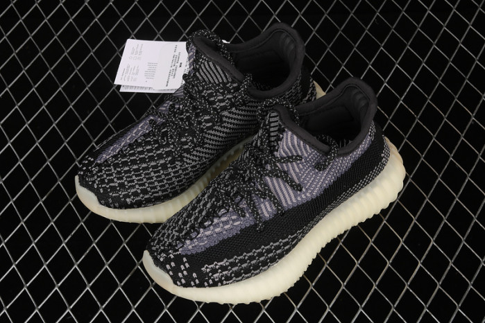 KIDS YEEZY SHOES