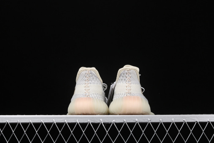 KIDS YEEZY SHOES