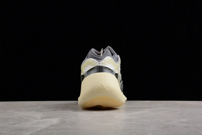 Adidas Yeezy 700 V3 Fade Salt ID1674