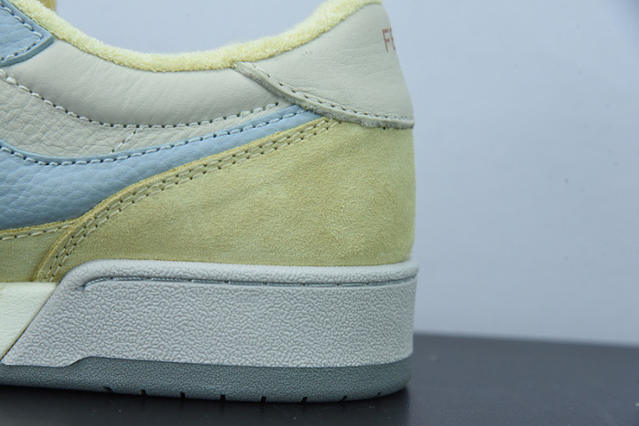 FENDI SNEAKERS