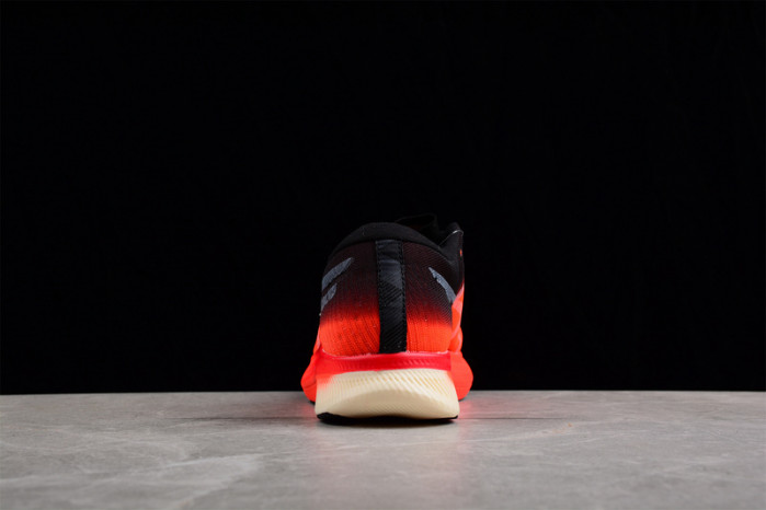 ASICS Metaspeed Sky 