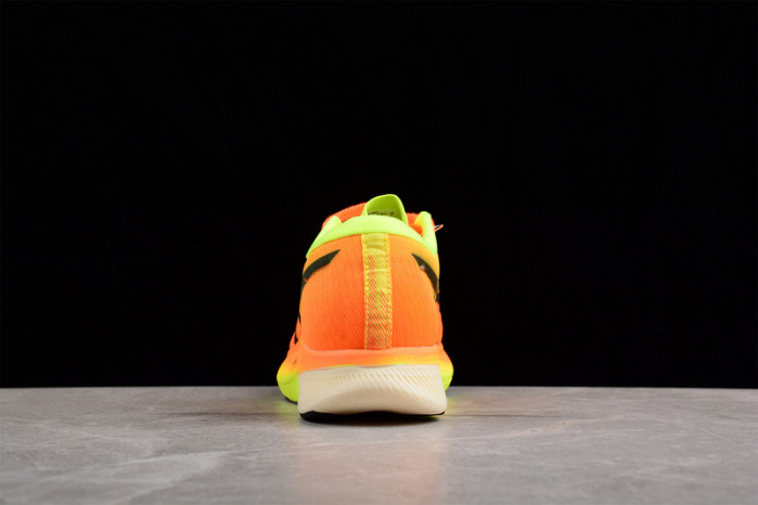 ASICS Metaspeed Sky 