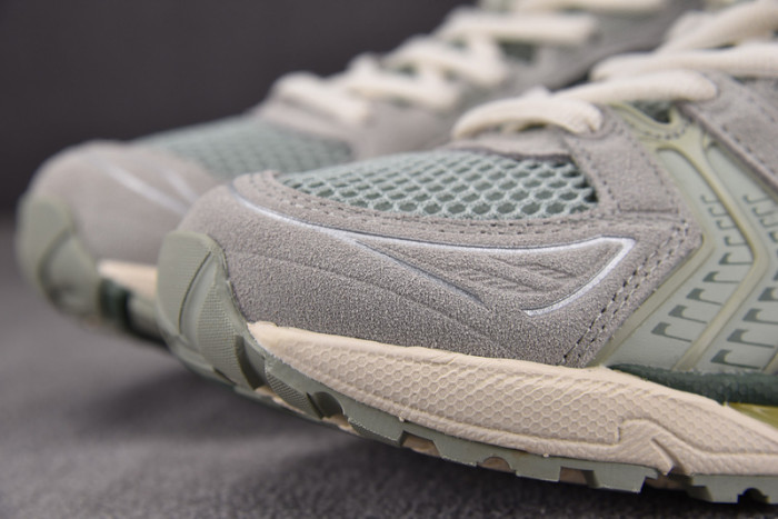 ASICS Gel Kayano 14 