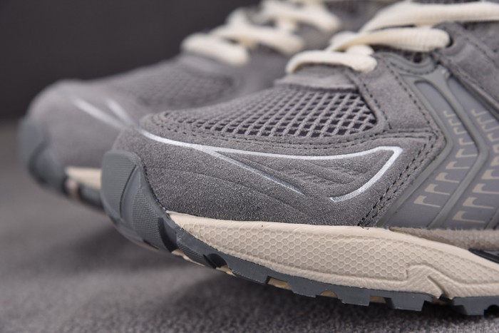 ASICS Gel Kayano 14 