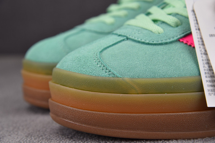 (Women) adidas Gazelle Bold 