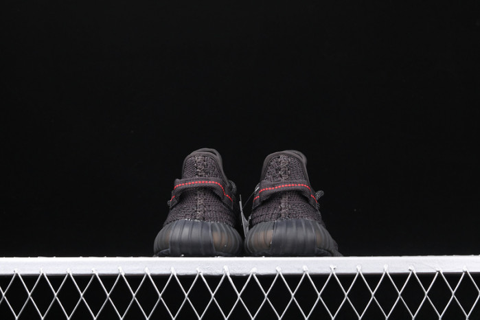 KIDS YEEZY SHOES