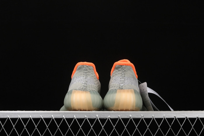 KIDS YEEZY SHOES