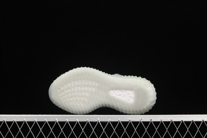 KIDS YEEZY SHOES