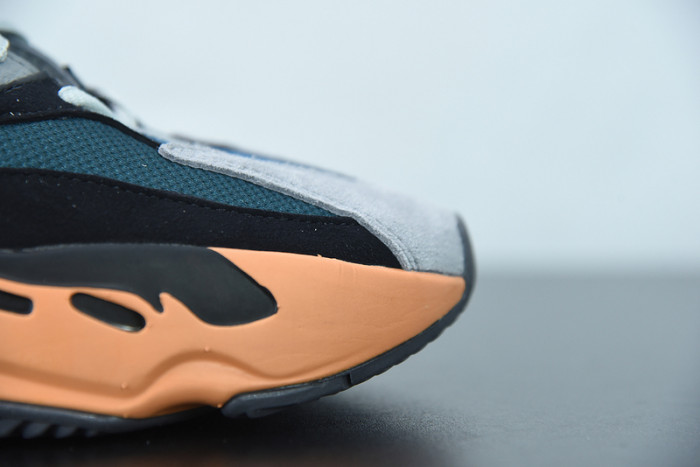 Adidas Yeezy Boost 700 V2 GW0296