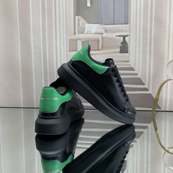 ALEXMQ Sneakers