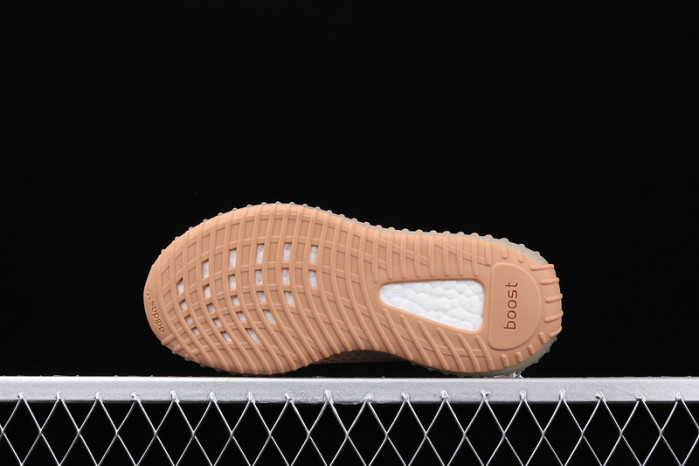KIDS YEEZY SHOES