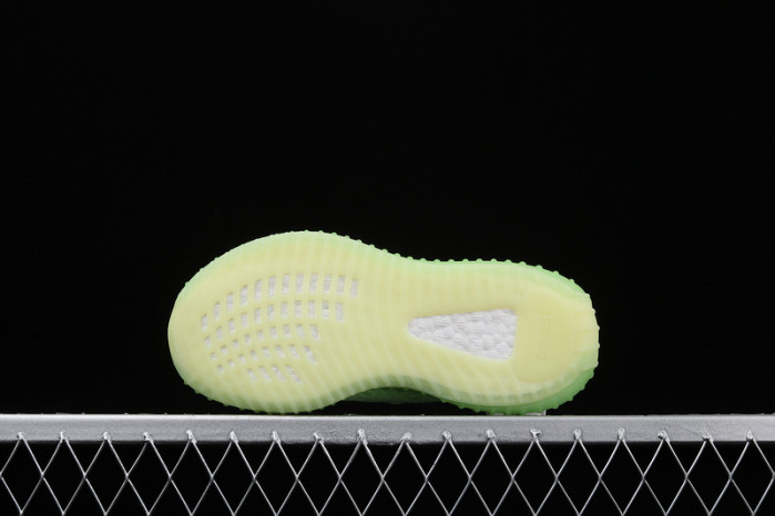 KIDS YEEZY SHOES