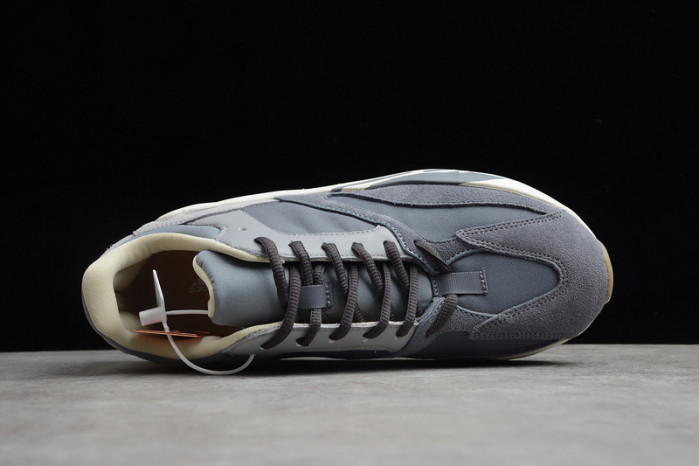 Adidas Yeezy Boost 700 Magnet FV9922