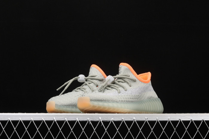 KIDS YEEZY SHOES