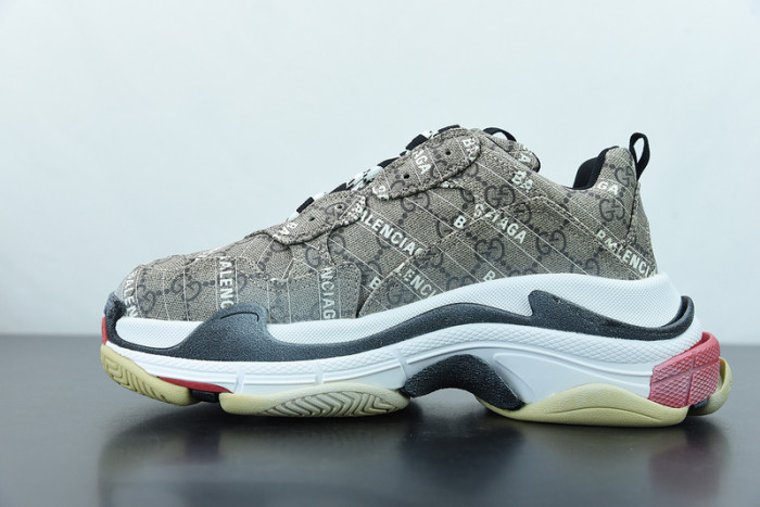 BALCIA SNEAKER