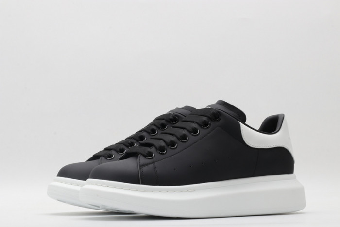 ALEXMQ Sneakers