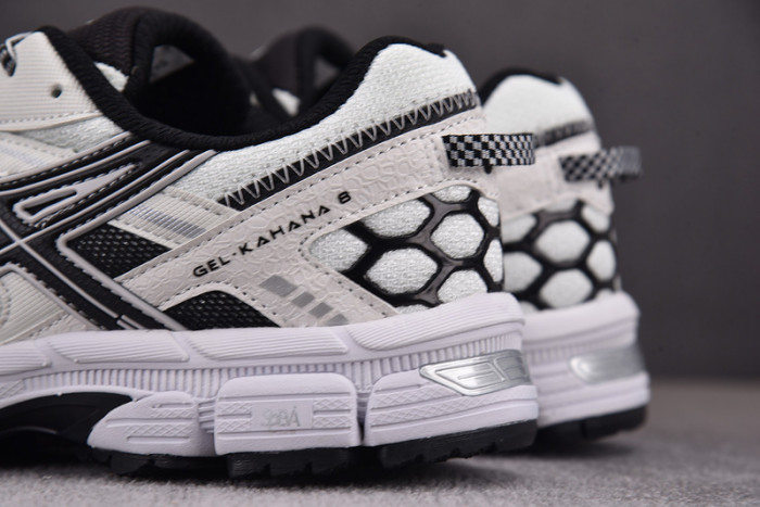 ASICS Gel-kahana 8 White/Black 1011B133-100